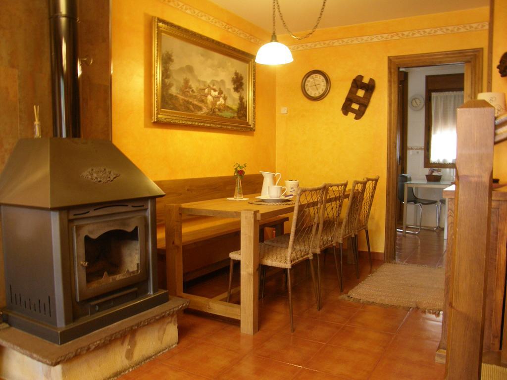 Chalet Rural El Encanto Ojedo Pokoj fotografie