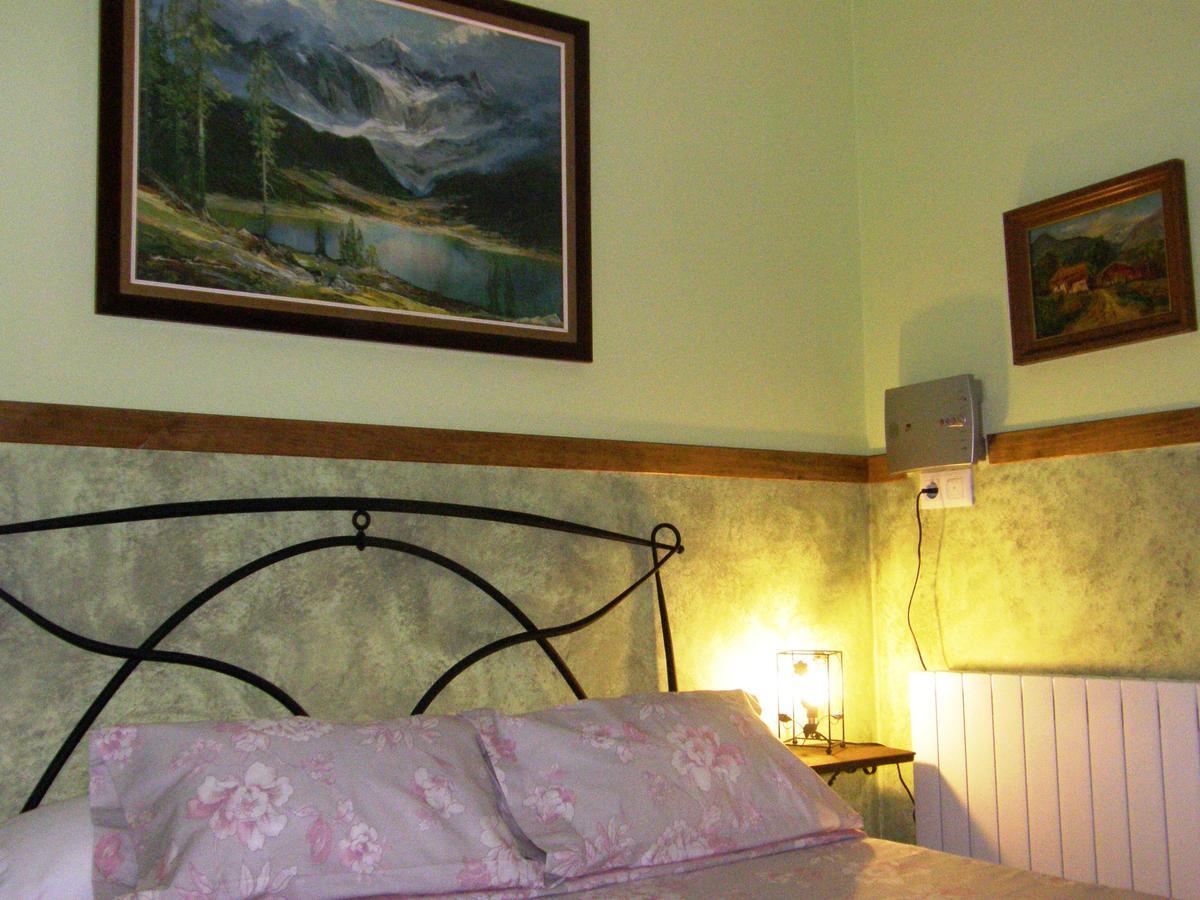 Chalet Rural El Encanto Ojedo Pokoj fotografie